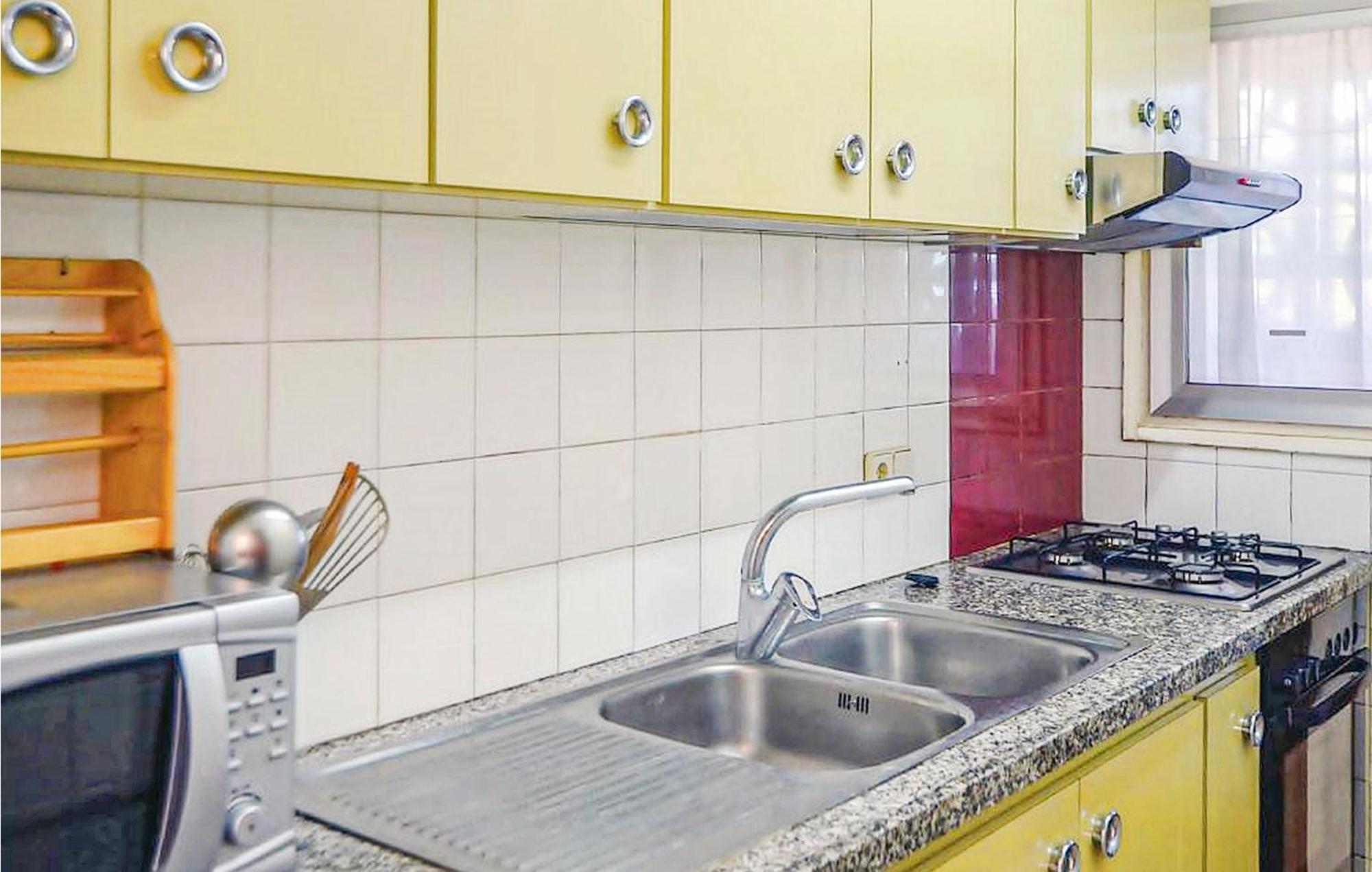 Awesome Apartment In Santa Susanna With Kitchen Dış mekan fotoğraf